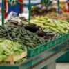 Οι αγροτικές επιδοτήσεις της Ευρωπαϊκής Ένωσης συνέβαλαν στην αύξηση των τιμών των φρούτων και των λαχανικών, καθιστώντας δυσκολότερη την πρόσβαση των καταναλωτών σε μια υγιεινή διατροφή, σύμφωνα με τη νέα έκθεση του Οργανισμού Τροφίμων και Γεωργίας του ΟΗΕ (FAO).